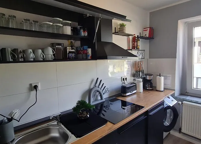 Lejlighed Moderne, Zentral Gelegene 2-zimmer-wohnung Fuer 4 Personen, Ideal Fuer Monteure, Messegaenger Und Touristen Leverkusen