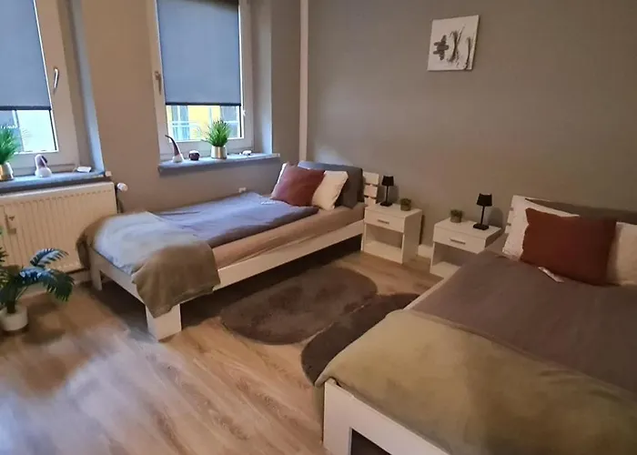 Moderne, Zentral Gelegene 2-zimmer-wohnung Fuer 4 Personen, Ideal Fuer Monteure, Messegaenger Und Touristen Leverkusen